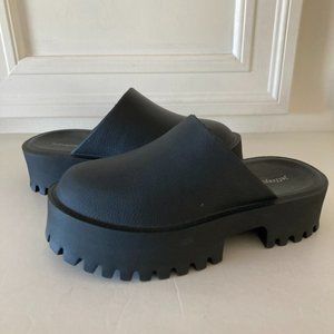 NWOT Jeffery Campbell Free People Bae Black Foam Platform Mules